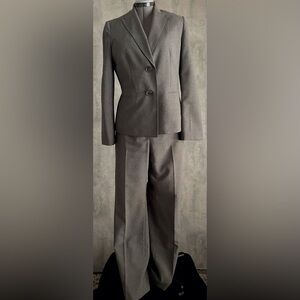 Le SuitWomen 2pc Gray Pinstripe Business Single Breasted Jacket Pant Suit S12